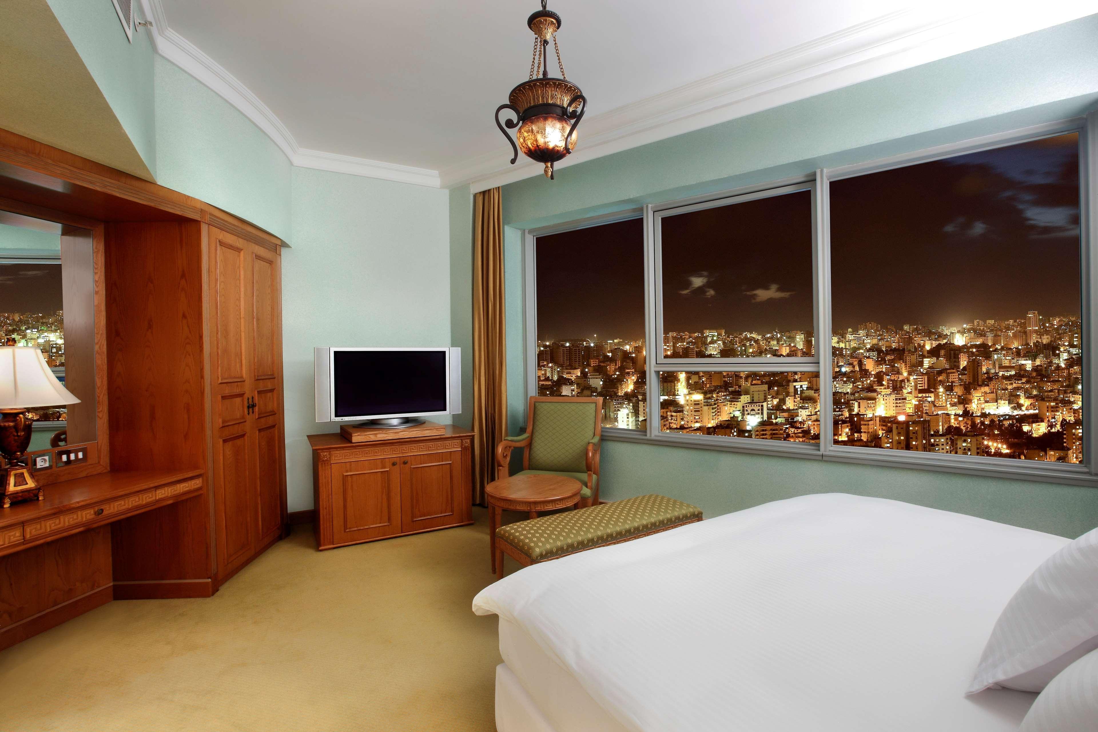 Al Habtoor Grand Hotel